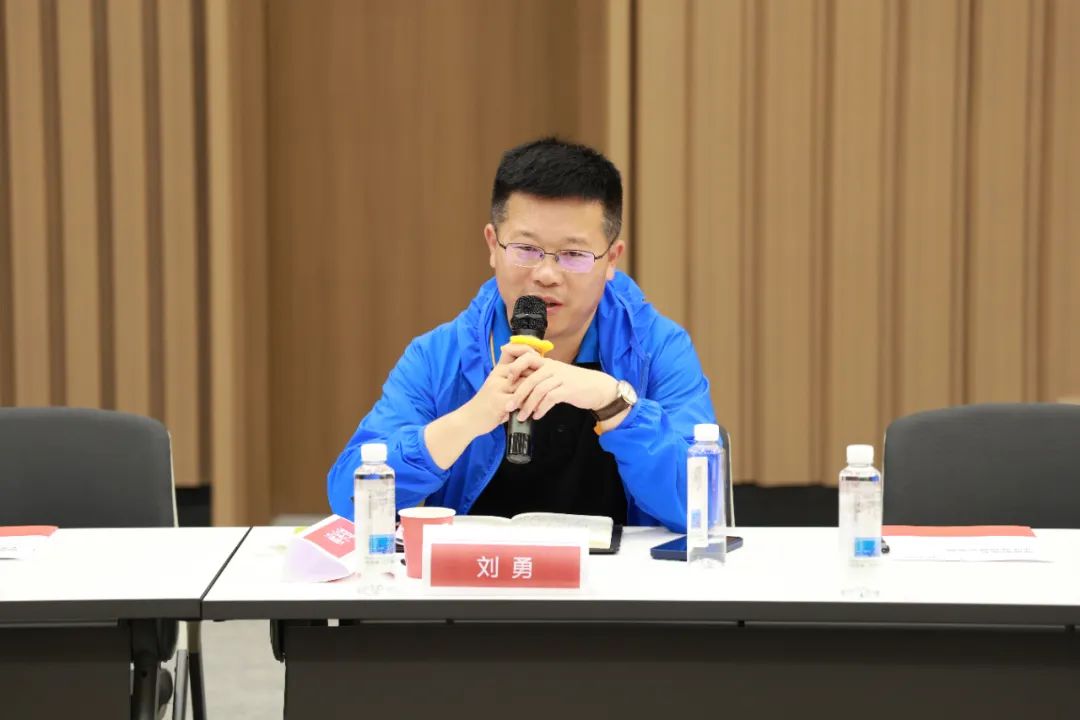 第十期全國(guó)儲(chǔ)能產(chǎn)業(yè)巡回走訪調(diào)研專家組蒞臨江蘇北人 第十期全國(guó)儲(chǔ)能產(chǎn)業(yè)巡回走訪調(diào)研專家組蒞臨江蘇北人