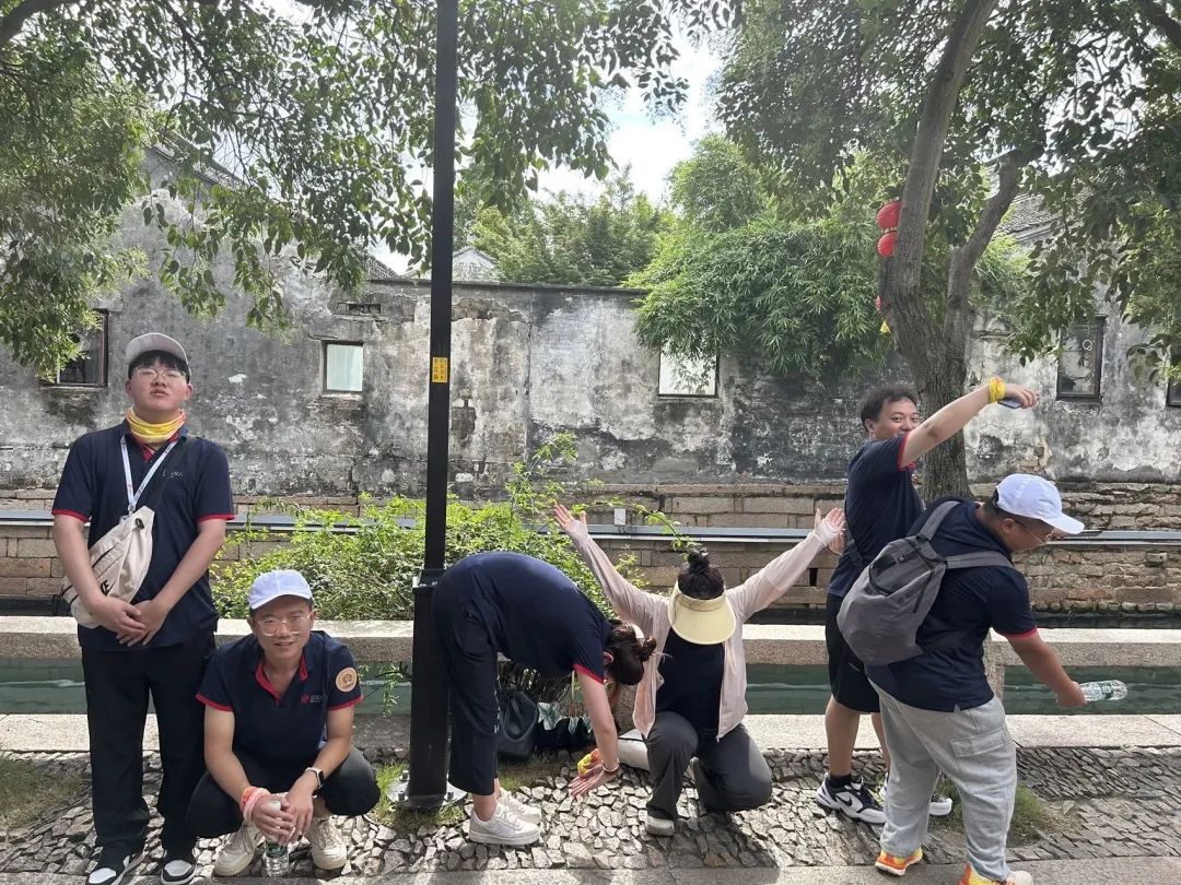 我們一起奔赴山海，領(lǐng)跑未來！